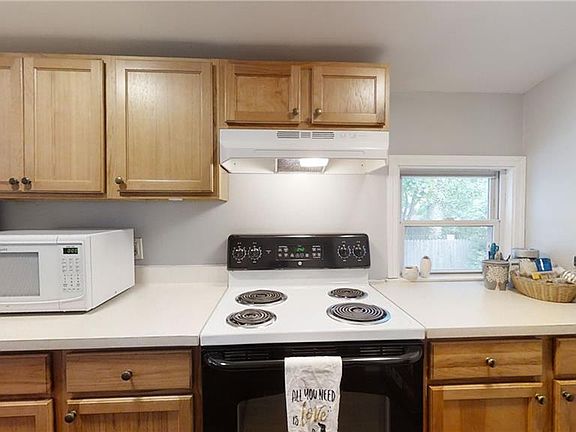 5th image of 149 Sand St
