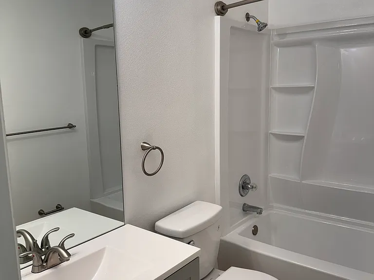 3019 W 107th Pl #G — Photo 18