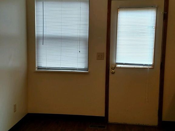 2nd image of 3014 Sawdust Ln