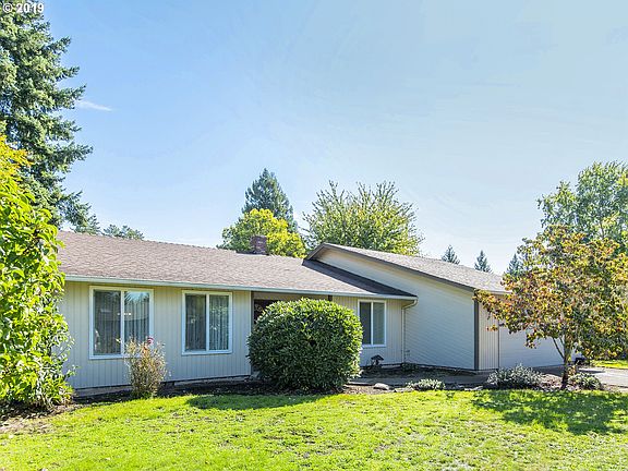 2nd image of 2819 SE Talton Ave