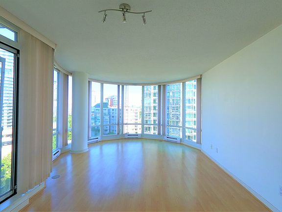 5th image of 1067 Marinaside Cres #11XX