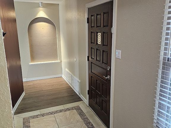 3rd image of 2121 Jonquil Park Dr