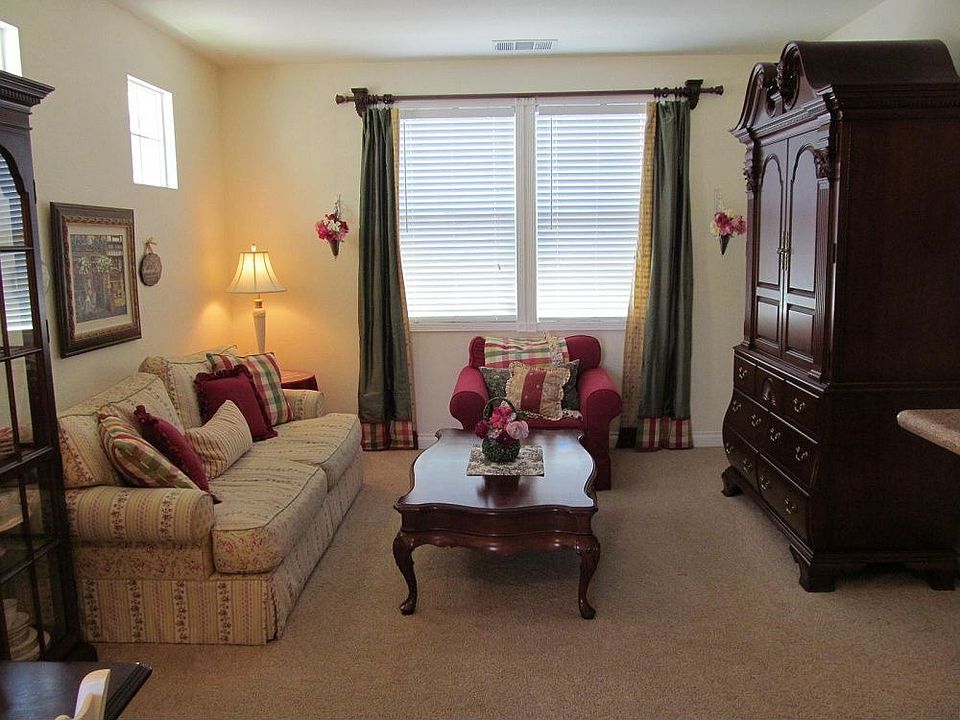 1st image of 24077 Avocado Ln