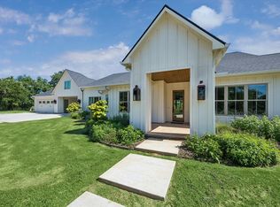 4052 Kuykendall Rd, Bellville, TX 77418