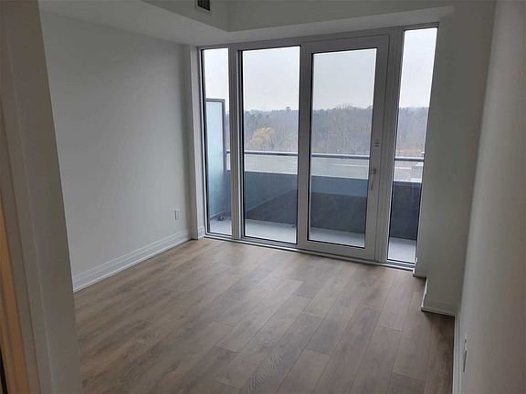 2nd image of 21 Park St E #1012