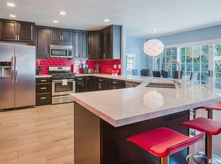 1009 W Autumn Dr, Anaheim, CA