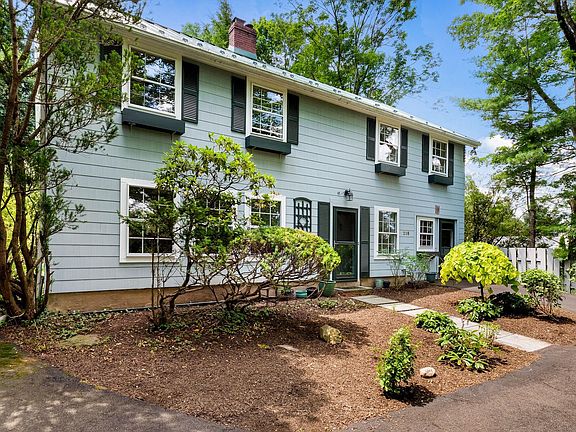 5th image of 218 Frost Ln