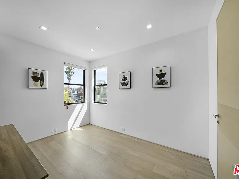 1500 Ocean Dr — Photo 33