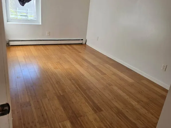 168 Beach 30th Street image 5 of 7