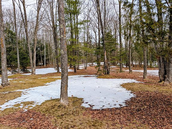 4th image of W2371 N Newman Lake Rd