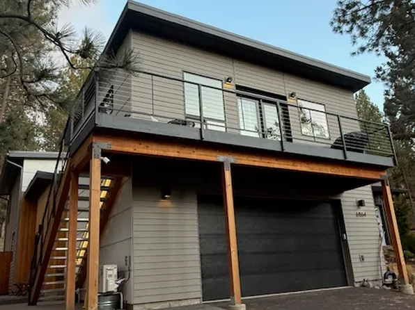 61554 Oakwood Pl #2, Bend, OR 97702