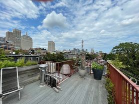 33 Lawrence St, Boston, MA