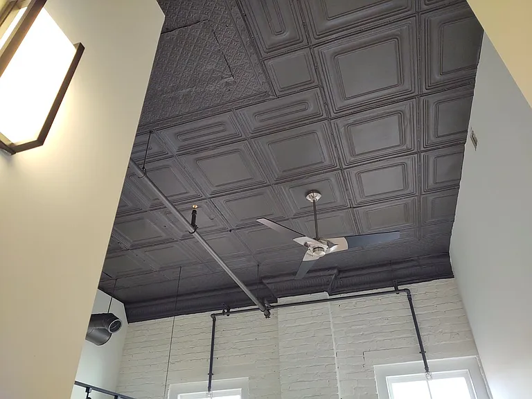 351 Campbell Ave SW — Photo 15