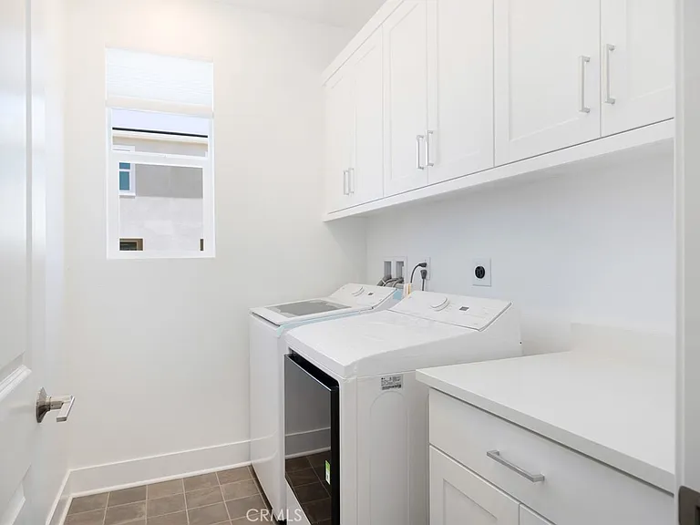 27399 Fox Den Pl — Photo 30
