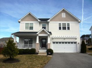 4234 Meyers Rd, Triangle, VA 22172