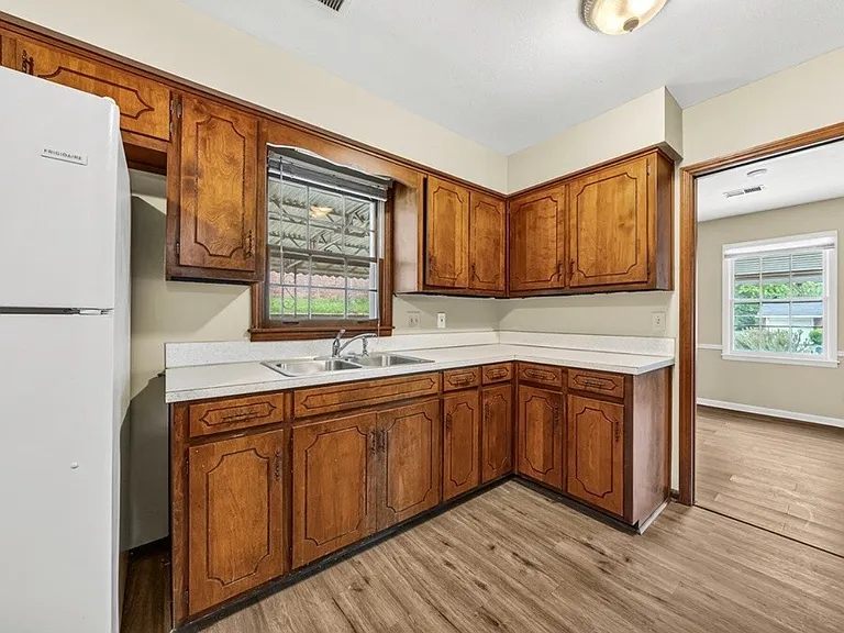 1315 Pagoda Dr — Photo 11