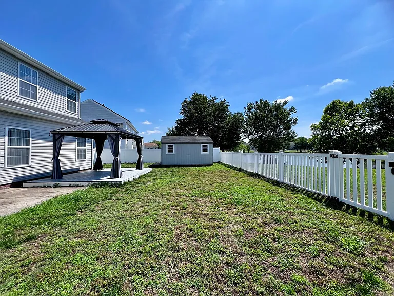 317 Big Pond Ln — Photo 37