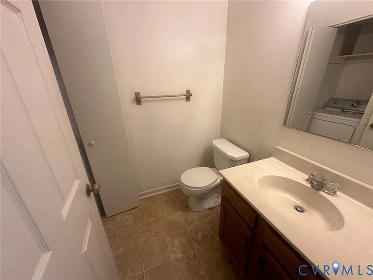 7812 Coachford Ct — Photo 8