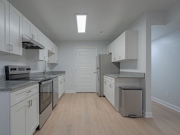 4th image of 208 Wharton St SE #G