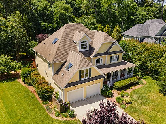 2nd image of 105 Blue Granite Ct