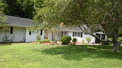 1st image of 190 Zeigler Dr