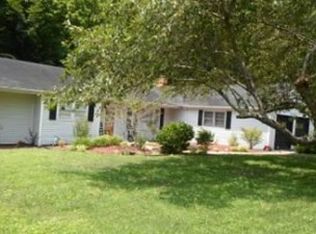 190 Zeigler Dr, Pikeville, KY 41501