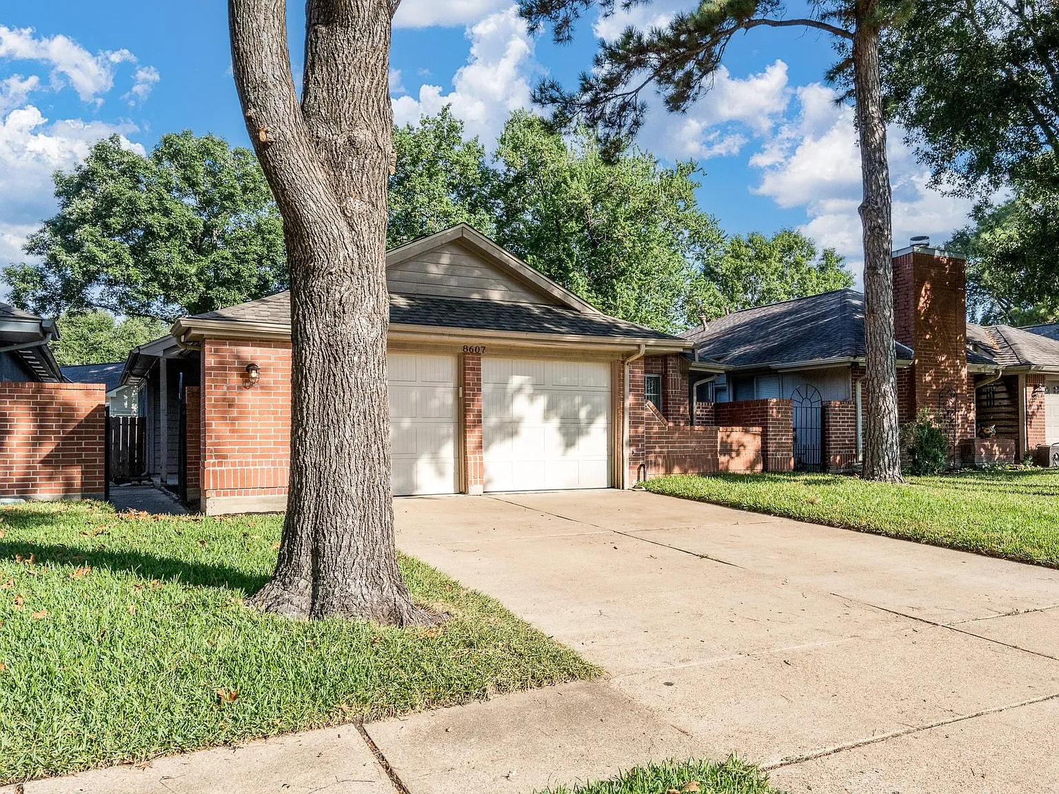 3 bed, 2.0 bath, 1209 sqft, $1,800 — Photo 1