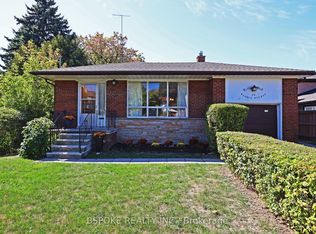 54 Warner Ave, Toronto, ON M4A 1Z4