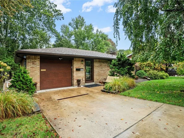 1191 Saint Vincent Dr, Monroeville, PA 15146