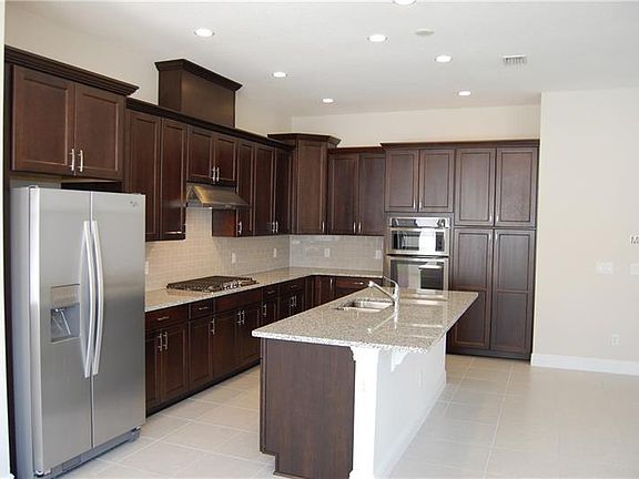 3rd image of 8884 Bismarck Palm Dr