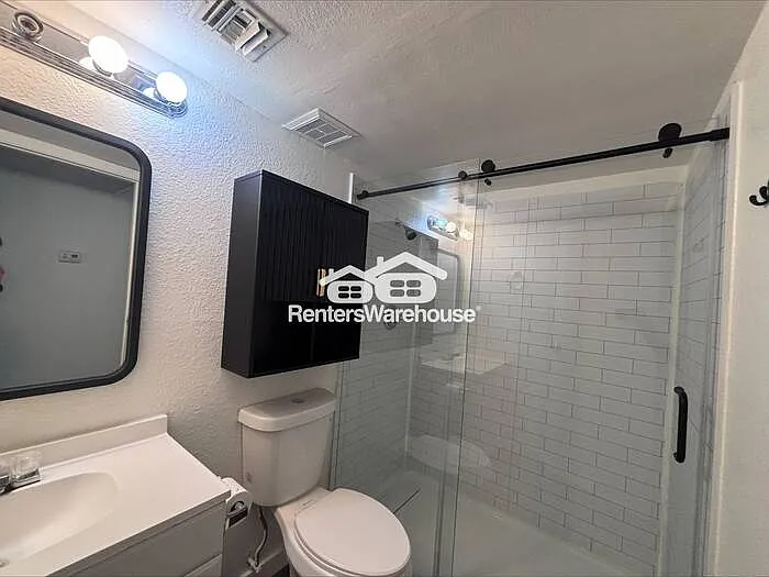 15402 N 28th St #130 — Photo 10
