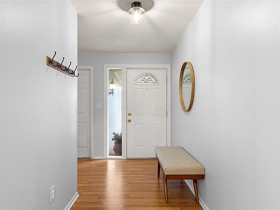 4th image of 1684 Eden Ct