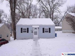 6620 Charles St, Omaha, NE 68132
