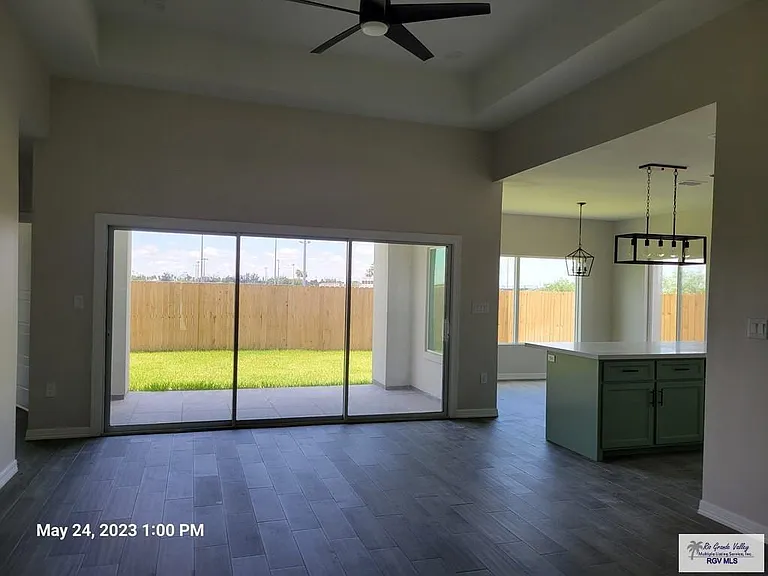 4704 River Oak Cir — Photo 17