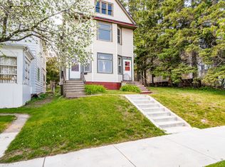 1111 E 2nd St, Duluth, MN 55805