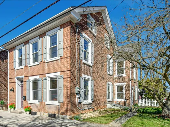 119 E Saucon St, Hellertown, PA 18055