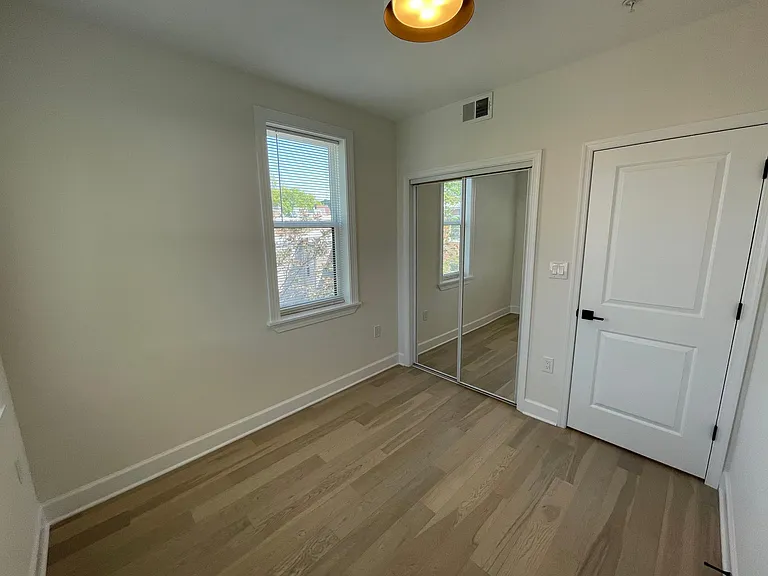 75 Florida Ave NW #4 — Photo 21