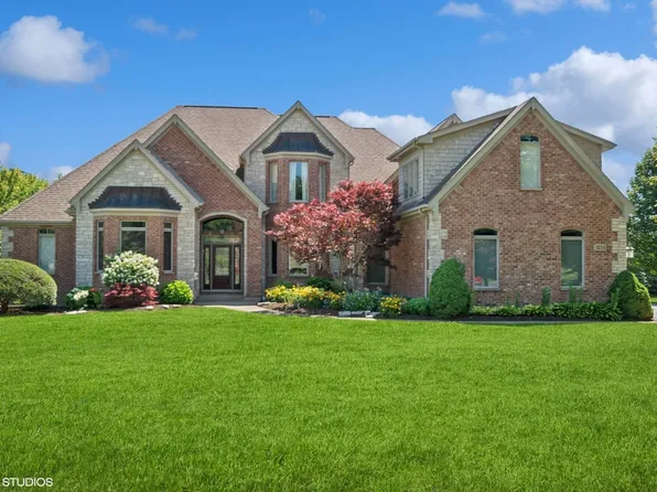 3214 Berry St, Crystal Lake, IL 60012