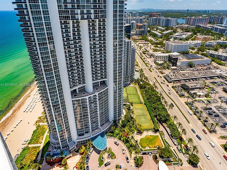 18201 Collins Ave #5303 — Photo 21