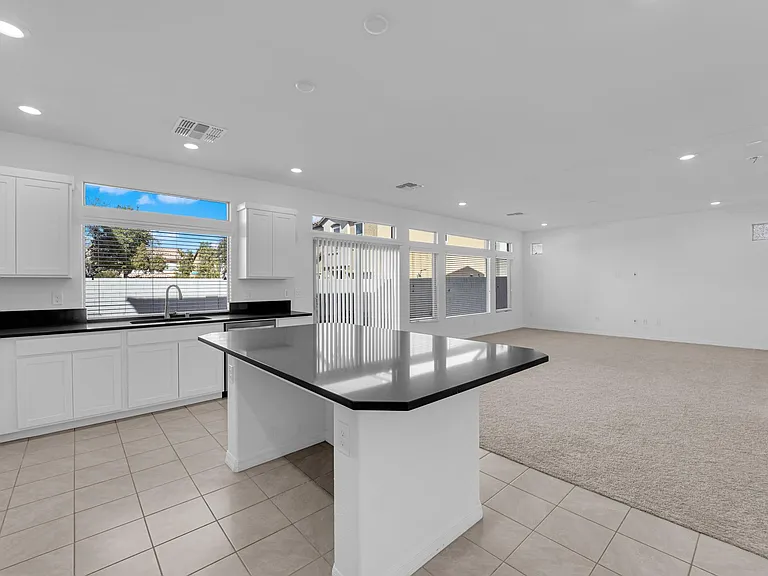 650 Steep Canyon Ave — Photo 15