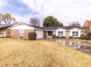 2003 Candlewood Dr, Arlington, TX 76012