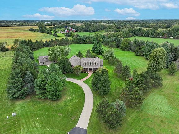 3rd image of 5046 Briar Ridge COURT