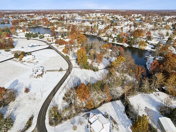 3rd image of 476 Waynoka Dr