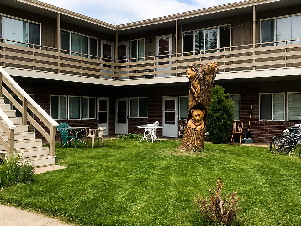 2935 College Ave #222