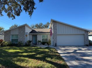 1330 Hales Hollow Dr, Dunedin, FL 34698
