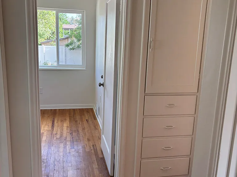 1415 W Riverside Cir — Photo 5