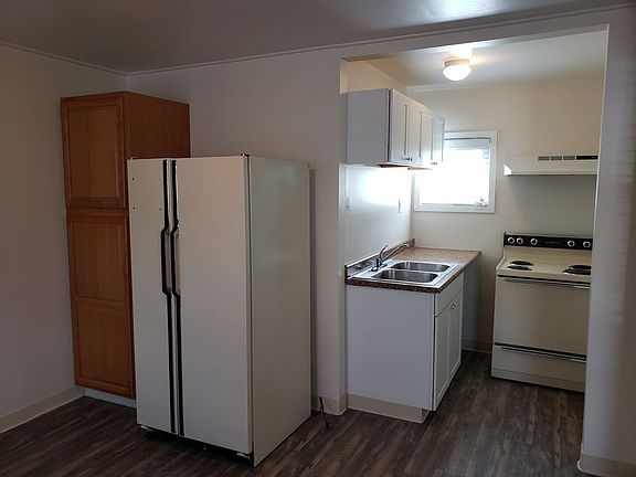 5th image of 1335 Cornell Ave #D