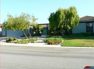 900 Lanini Dr, Hollister, CA 95023