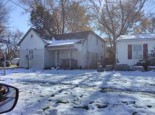 1002 Emmons St, Mexico, MO 65265