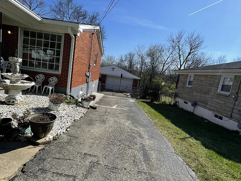 5710 Whispering Hills Blvd — Photo 13